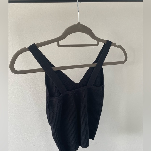 Sweater tank & Shrug Set - Picture 3 of 3